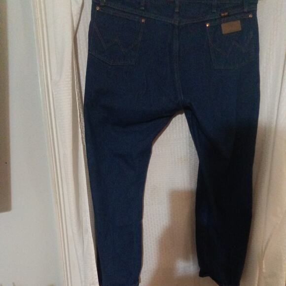 Men's Wrangler Authentic jeans - Picture 7 of 8